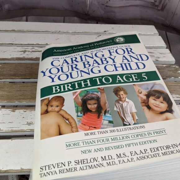 Caring For Your Baby And Young Child Birth to Age‎ - Picture 1 of 3